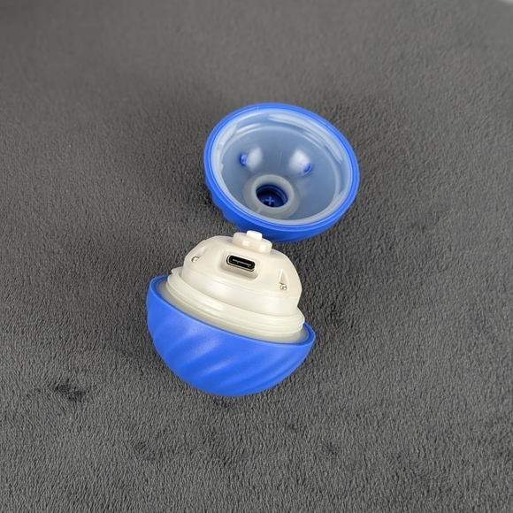 Blue Smart Bouncing Ball for Small Pets - Picture 4 of 5